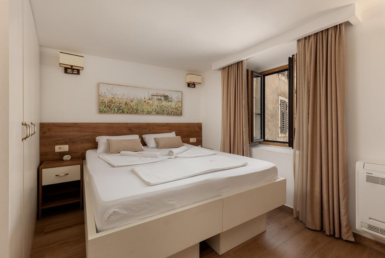 Apartment Amigo Old Town Kotor Bagian luar foto